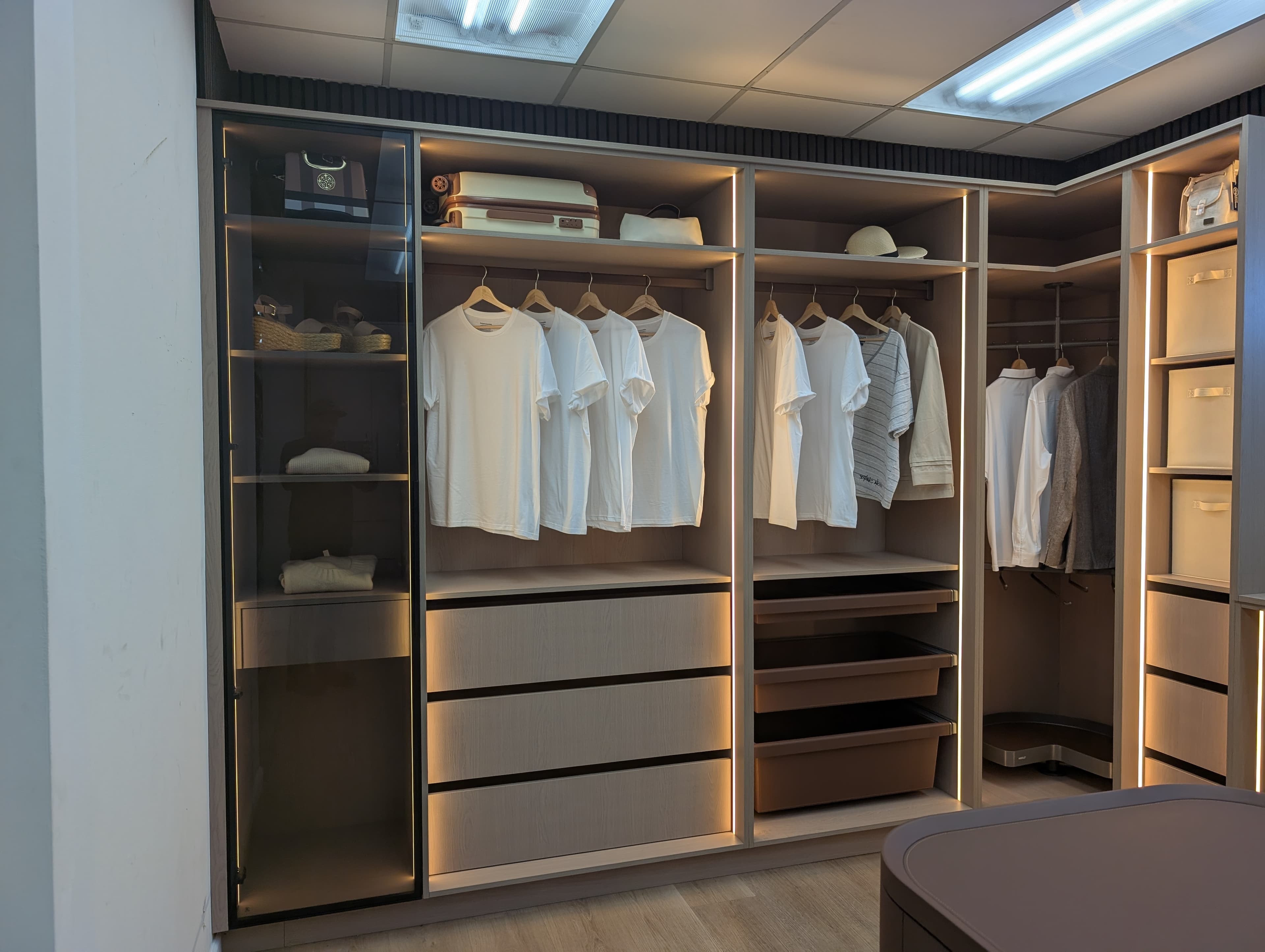 Custom Closet Systems